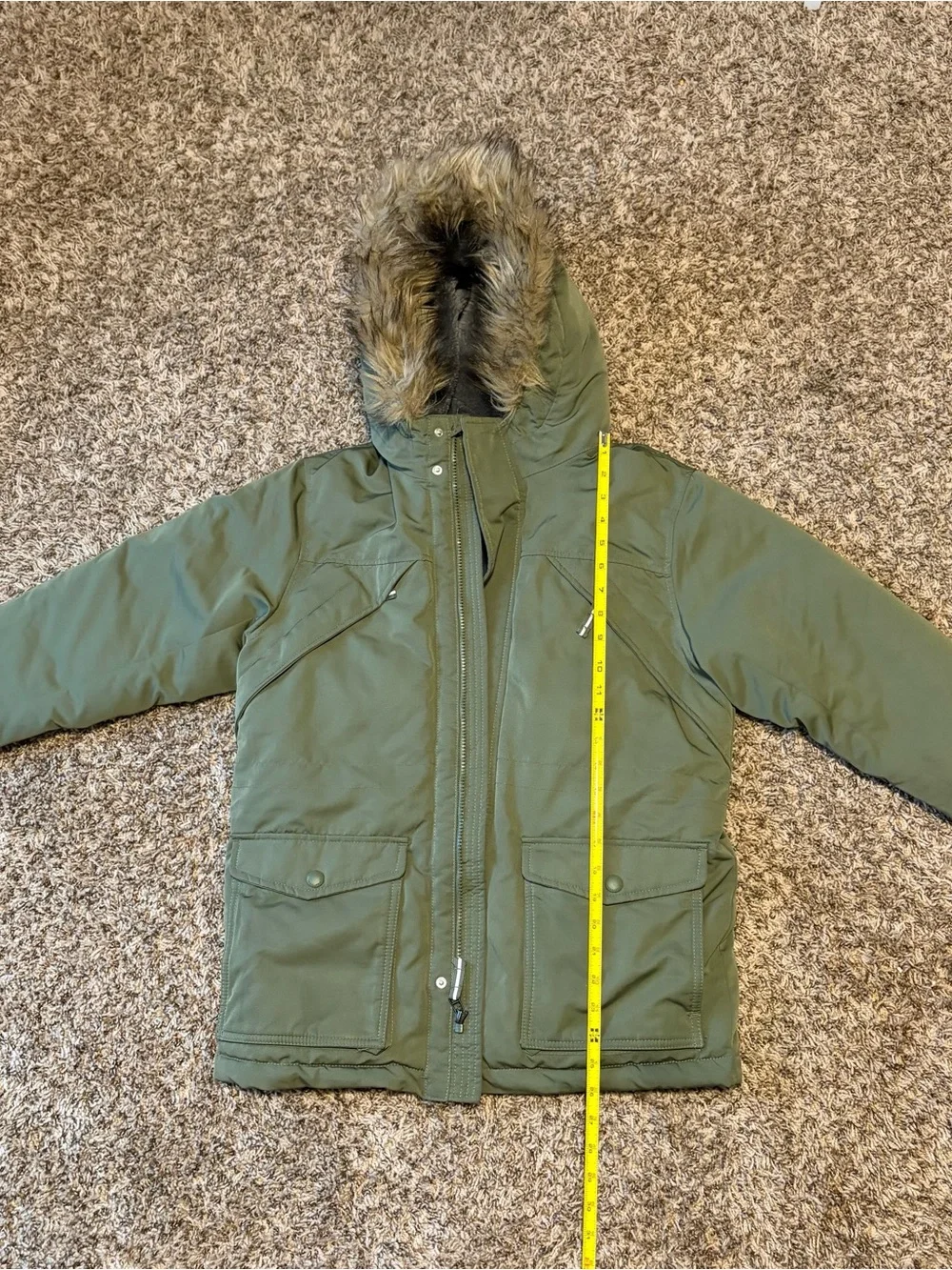 GAP Olive Green Hooded Puffer Jacket with Faux Fur Trim
